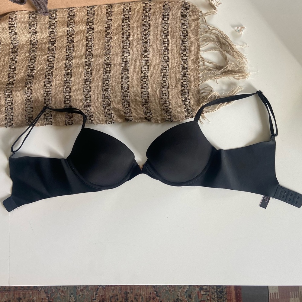 Victoria’s Secret Black Push Up Bra
